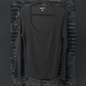 Victoria's Secret Elegant Black Long Sleeve Tee